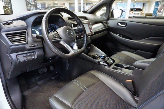 2019 NISSAN LEAF - 8