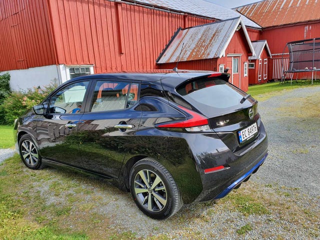 2021 NISSAN LEAF - 7