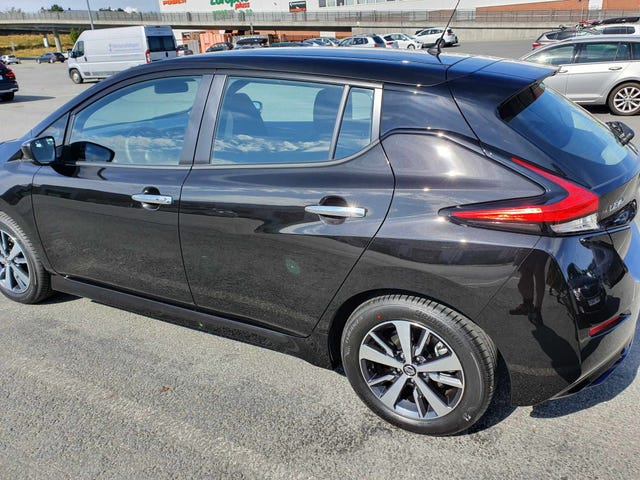SJNFAAZE1U0127522 2021 NISSAN LEAF-1