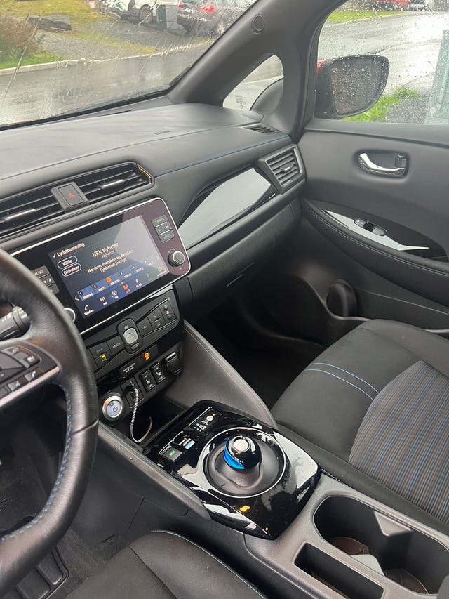 SJNFAAZE1U0147270 2021 NISSAN LEAF-4