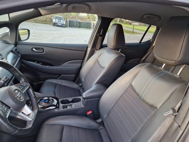 2021 NISSAN LEAF - 18