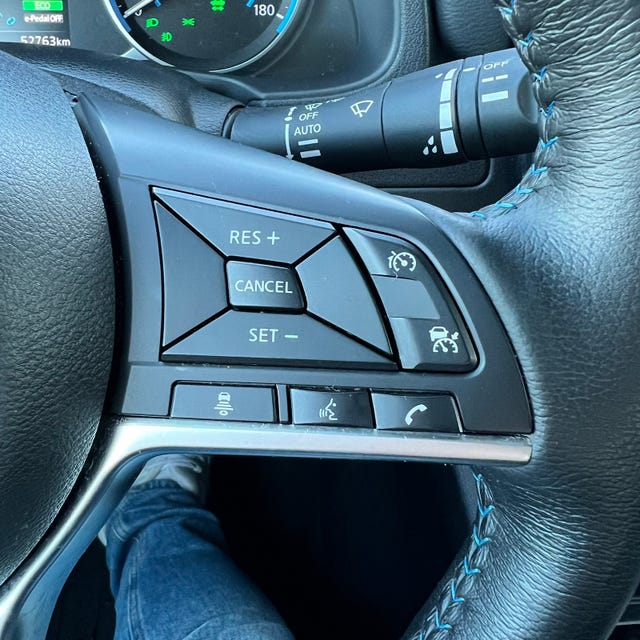 2021 NISSAN LEAF - 25