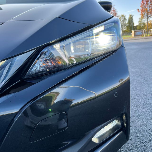 2021 NISSAN LEAF - 40