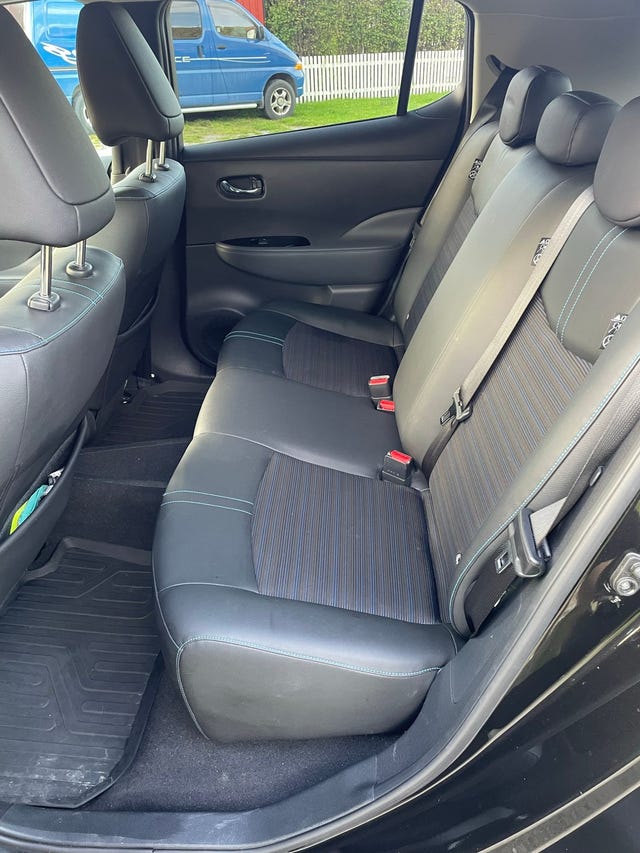 2019 NISSAN LEAF - 11