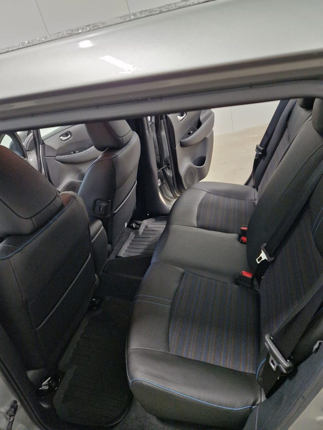 2019 NISSAN LEAF - 14