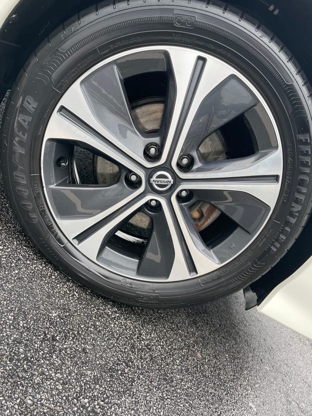 2019 NISSAN LEAF - 8