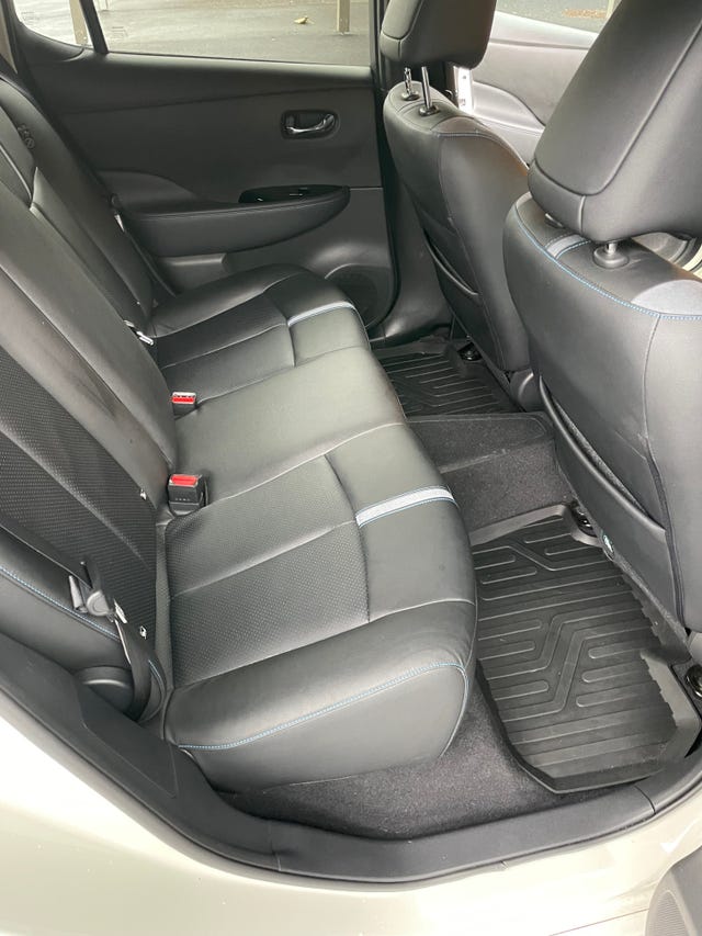 2019 NISSAN LEAF - 23