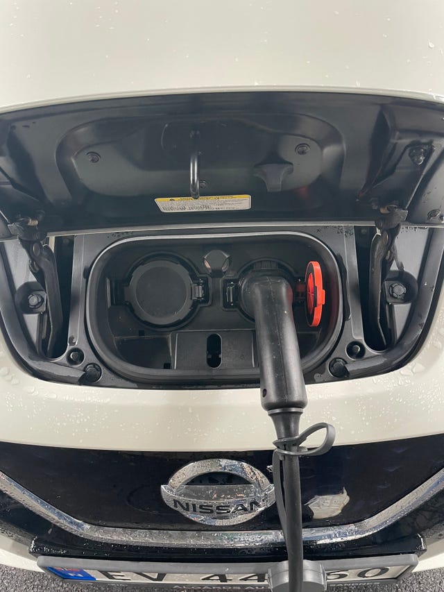 2019 NISSAN LEAF - 10