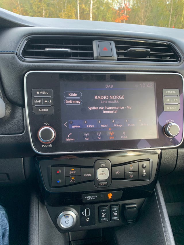 2019 NISSAN LEAF - 12