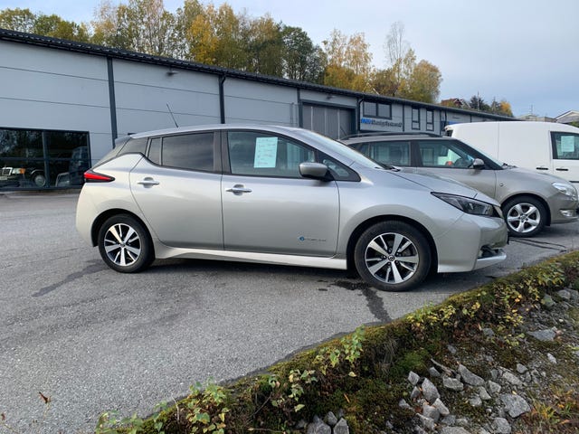 SJNFAAZE1U0070166 2019 NISSAN LEAF-2