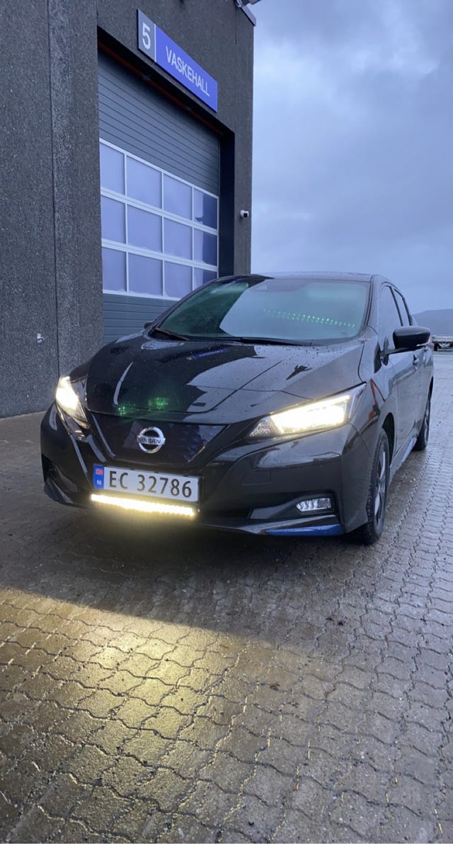 2021 NISSAN LEAF - 34