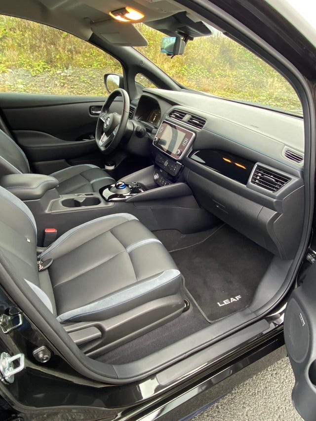 2021 NISSAN LEAF - 25