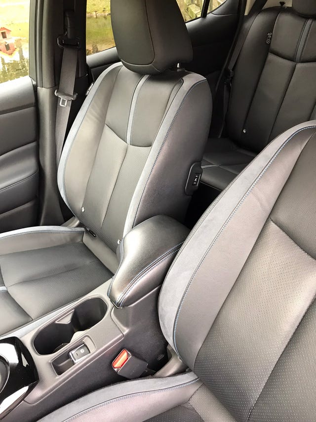 2019 NISSAN LEAF - 8