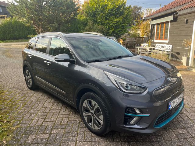 2019 KIA E-NIRO - 1