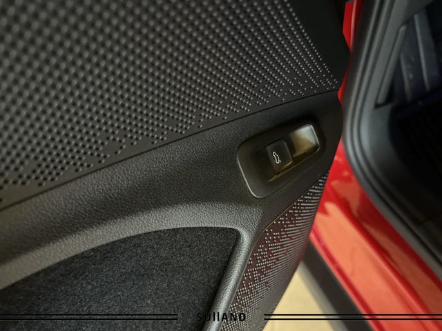 2022 SKODA ENYAQ - 24