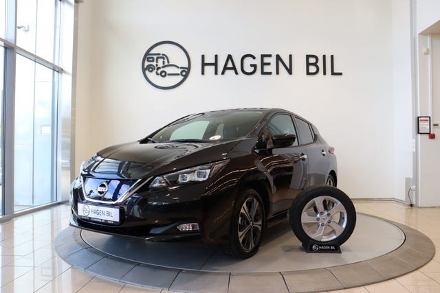 2021 NISSAN LEAF - 10