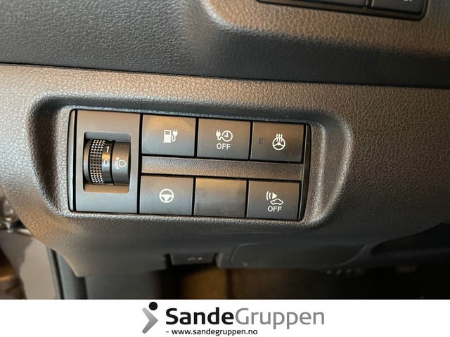 2021 NISSAN LEAF - 22