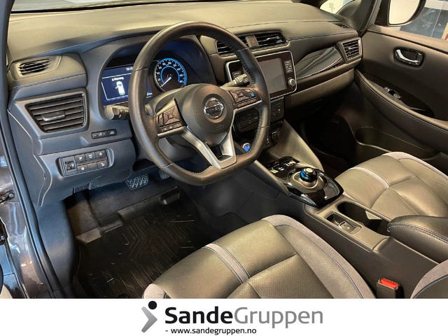 2021 NISSAN LEAF - 11