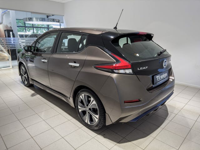 SJNFAAZE1U0130275 2021 NISSAN LEAF-1