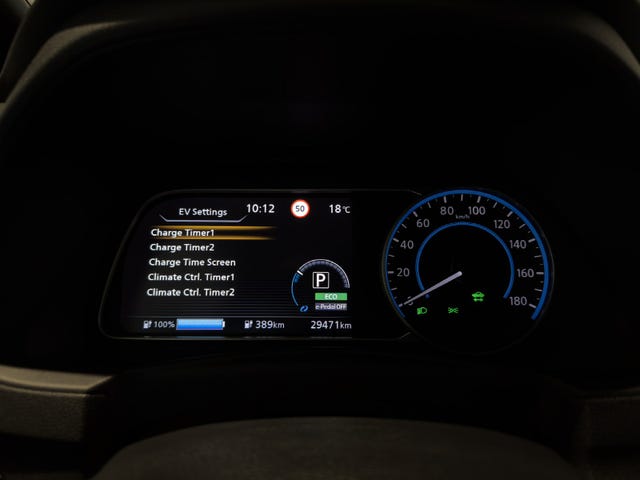 2021 NISSAN LEAF - 18