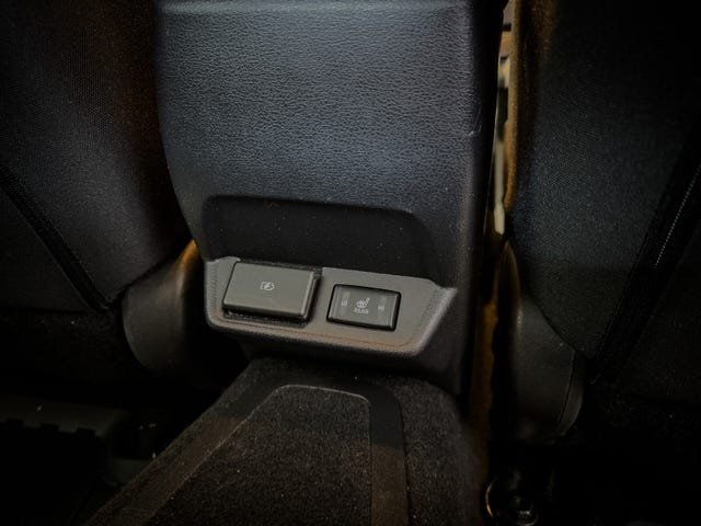 2021 NISSAN LEAF - 12