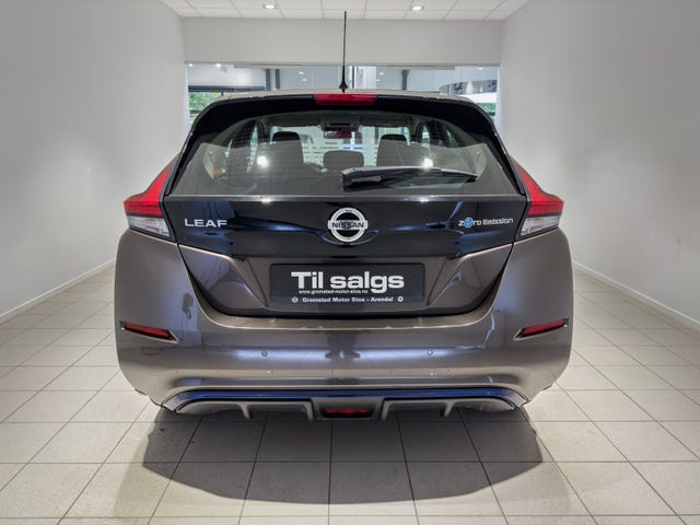 SJNFAAZE1U0130275 2021 NISSAN LEAF-2