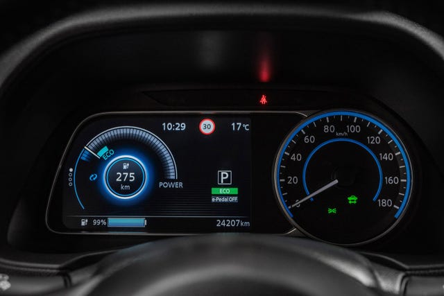 2021 NISSAN LEAF - 19