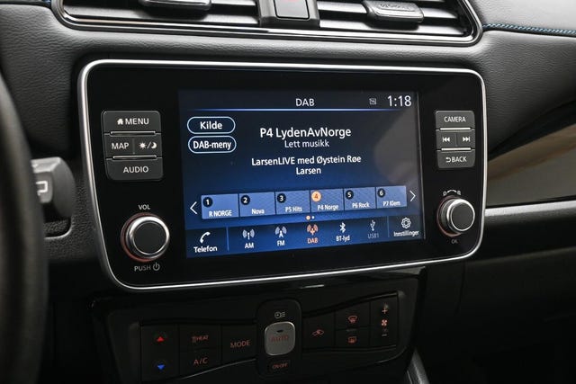 2021 NISSAN LEAF - 24