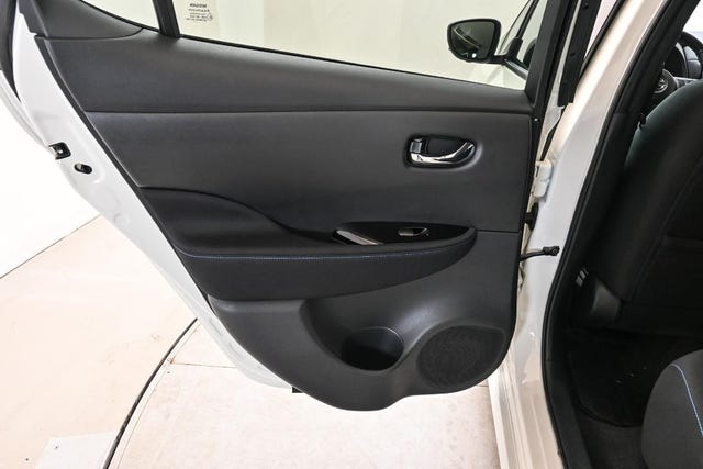 2021 NISSAN LEAF - 13