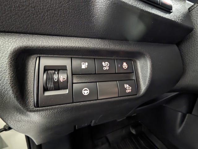 2021 NISSAN LEAF - 15