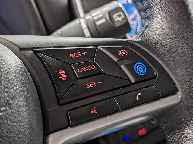 2021 NISSAN LEAF - 18