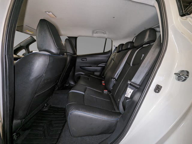 2021 NISSAN LEAF - 12