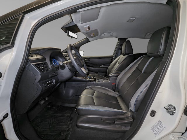 2021 NISSAN LEAF - 10