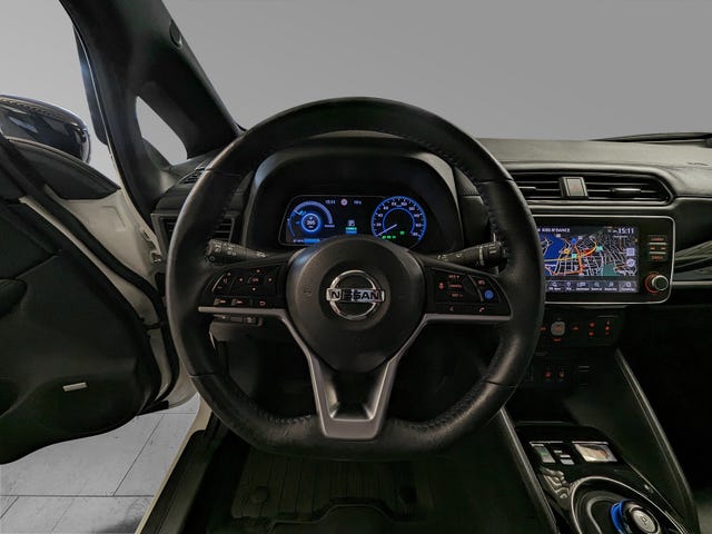 2021 NISSAN LEAF - 16