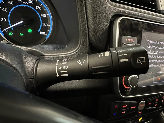 2021 NISSAN LEAF - 15