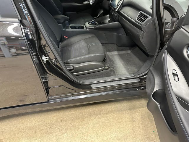2021 NISSAN LEAF - 31