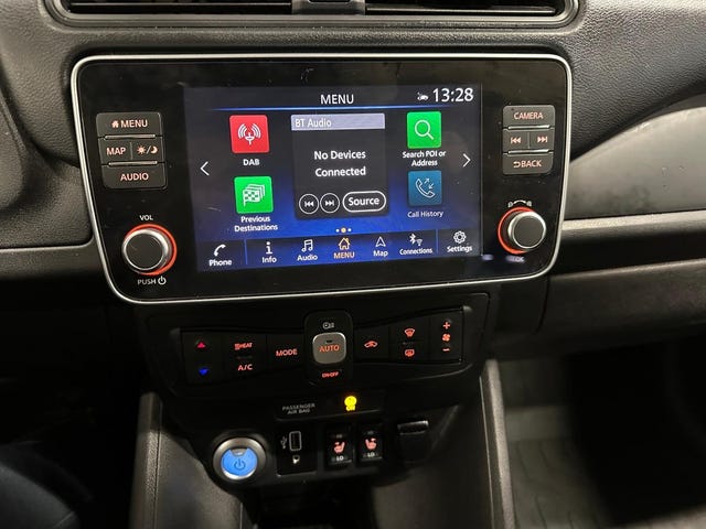 2021 NISSAN LEAF - 16