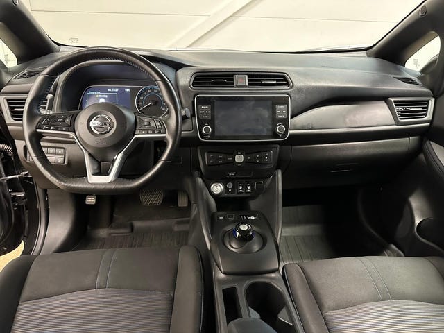 2021 NISSAN LEAF - 9