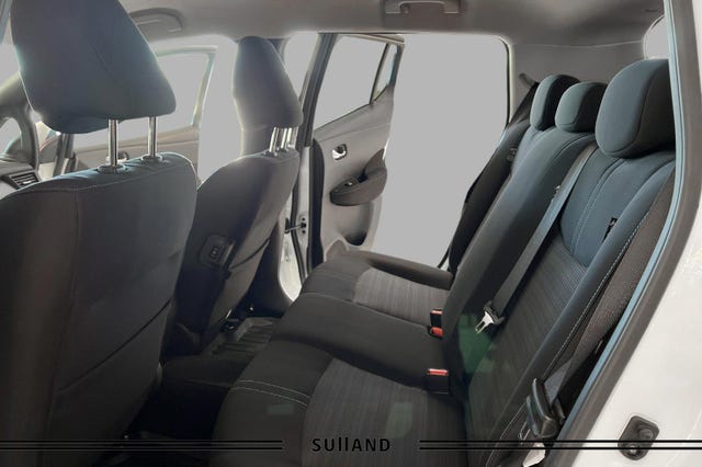 2019 NISSAN LEAF - 16