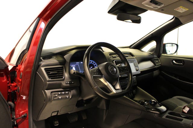 2019 NISSAN LEAF - 8