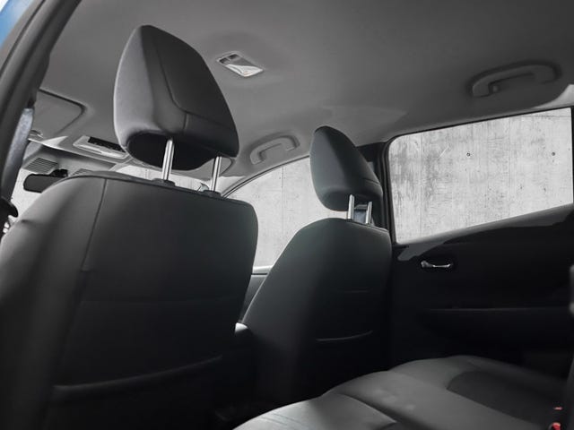 2021 NISSAN LEAF - 11