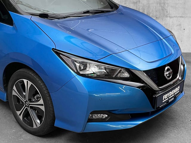 2021 NISSAN LEAF - 10