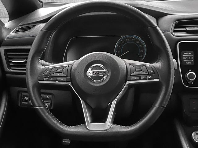 2021 NISSAN LEAF - 12