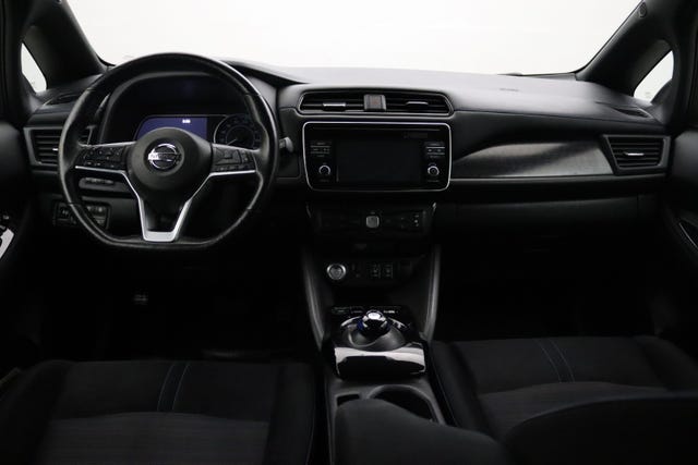 2019 NISSAN LEAF - 19