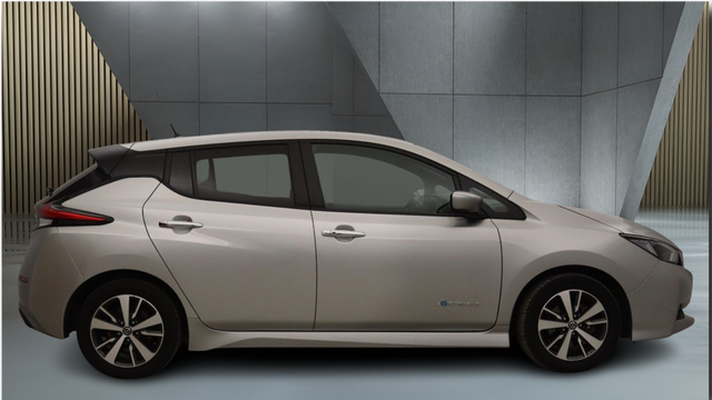 2019 NISSAN LEAF - 12