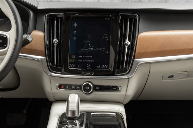 2019 VOLVO V90 - 20