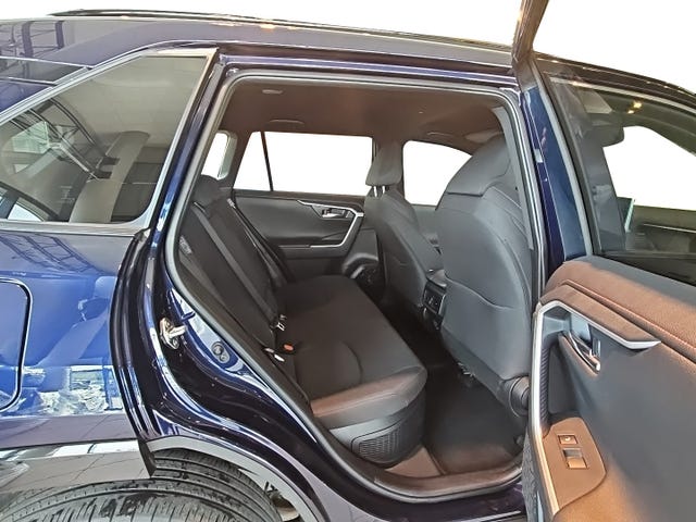 2021 TOYOTA RAV4 - 17