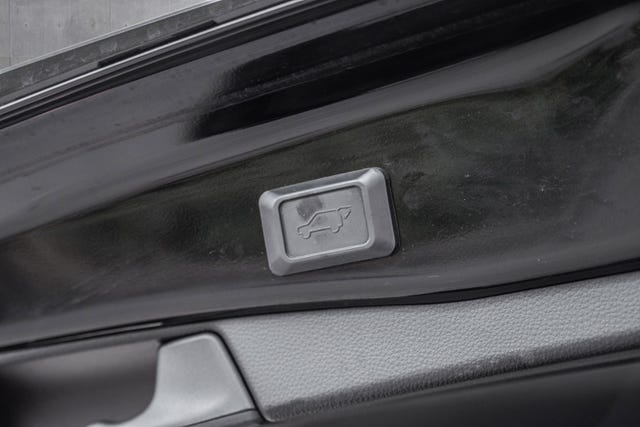 2021 TOYOTA RAV4 - 25