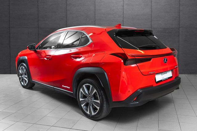 2022 LEXUS UX - 3