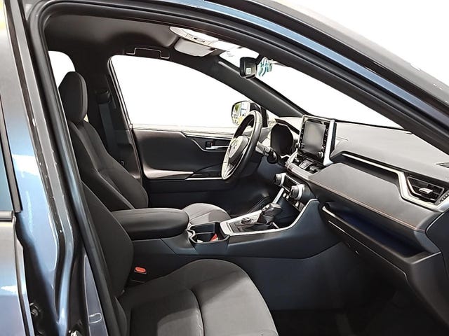2021 TOYOTA RAV4 - 17
